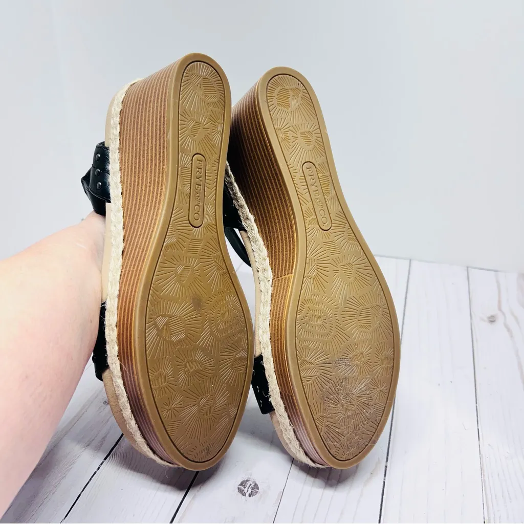 FRYE AND CO. New without Box Livia Black and Tan Wedge Sandals Size 10M - Image 8