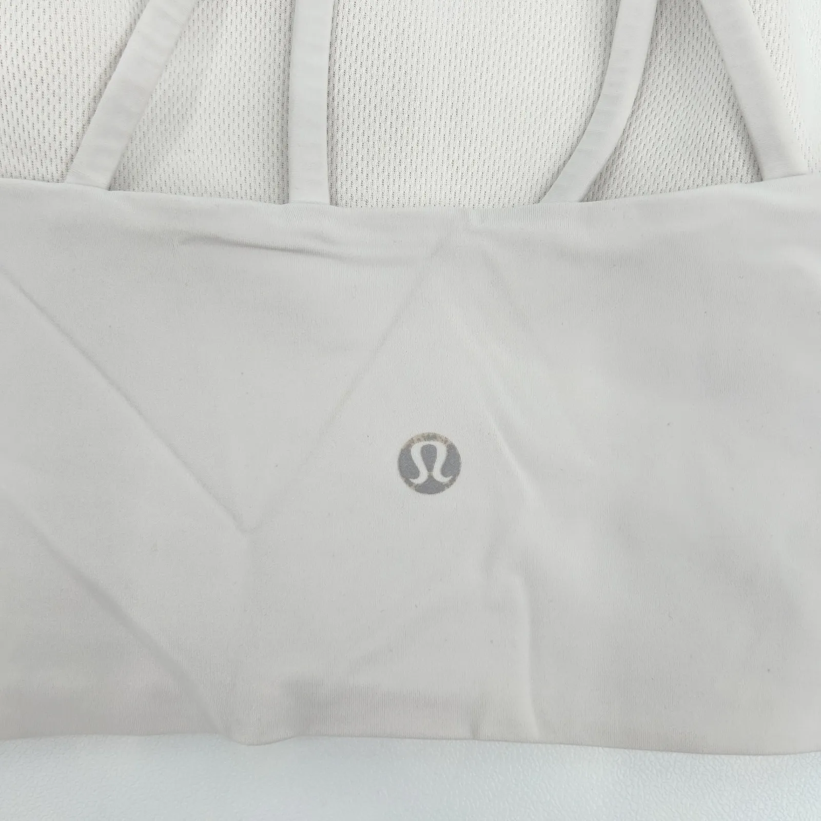 Lululemon Womens Athleisure Like A Cloud Light Support Longline Sports Bra White - Image 4