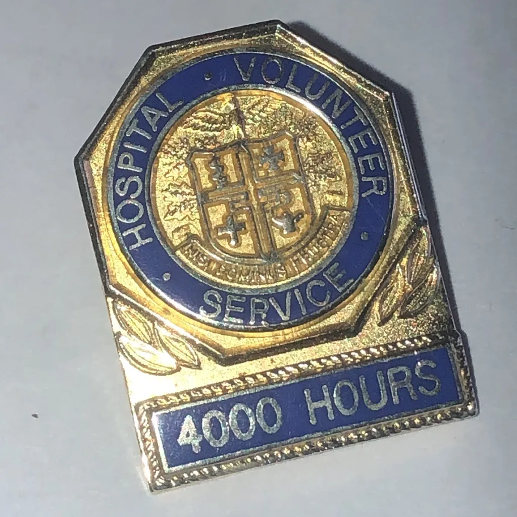 Gold Tone and Blue Volunteer Service 4000 Hours Vintage Pin - Image 2