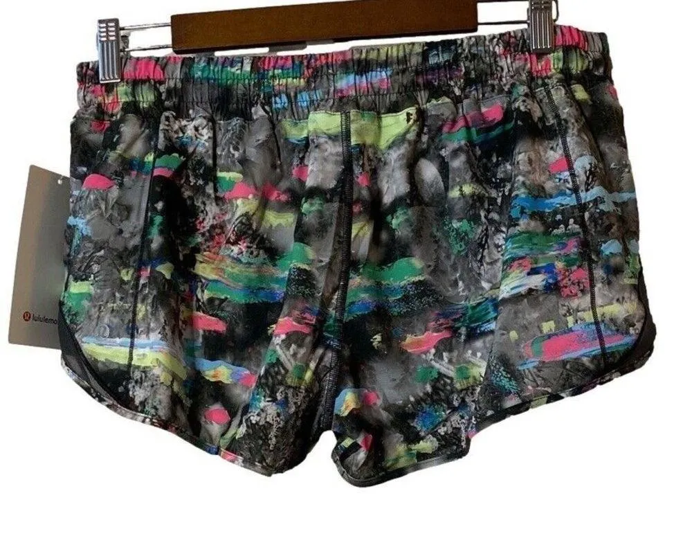 Lululemon Hotty Hot Low-Rise Lined Short 2.5" Paint Drift Multi/Graphite Grey 12 - Image 2