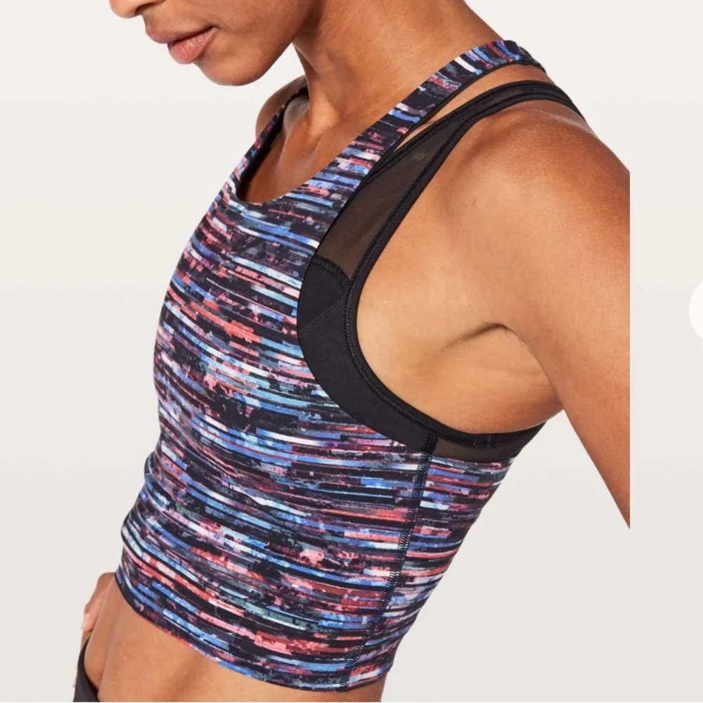 Lululemon tank top - Image 3