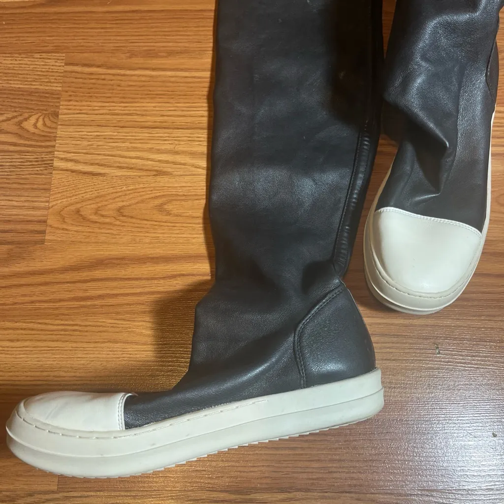 Black Stretch Knit Runner Sock Sneakers Size 7.5 - Image 5