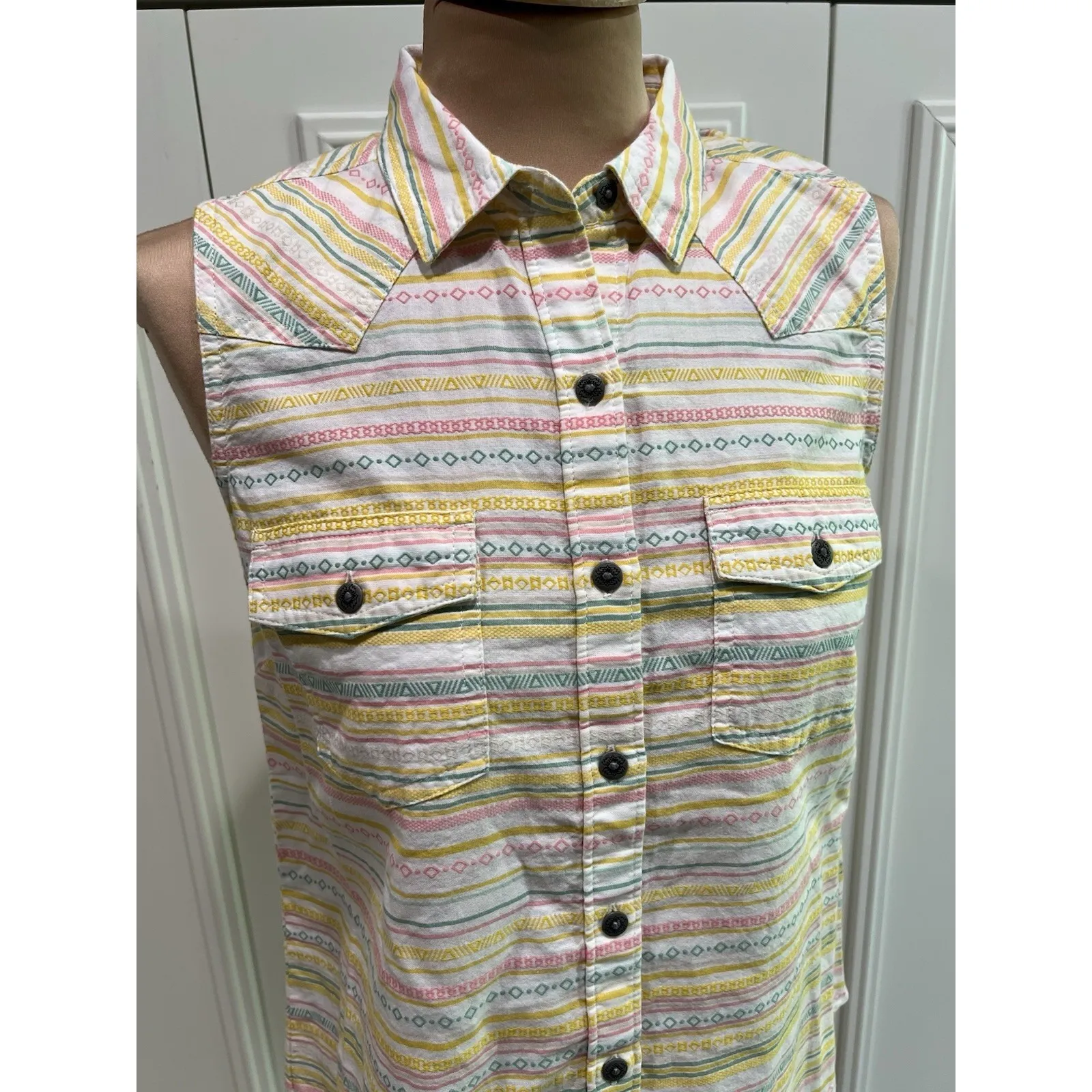Ariat Jasmine Sleeveless Shirt Yellow Yarn Dye Jacquard‎ Stripe Western Rodeo - Image 4