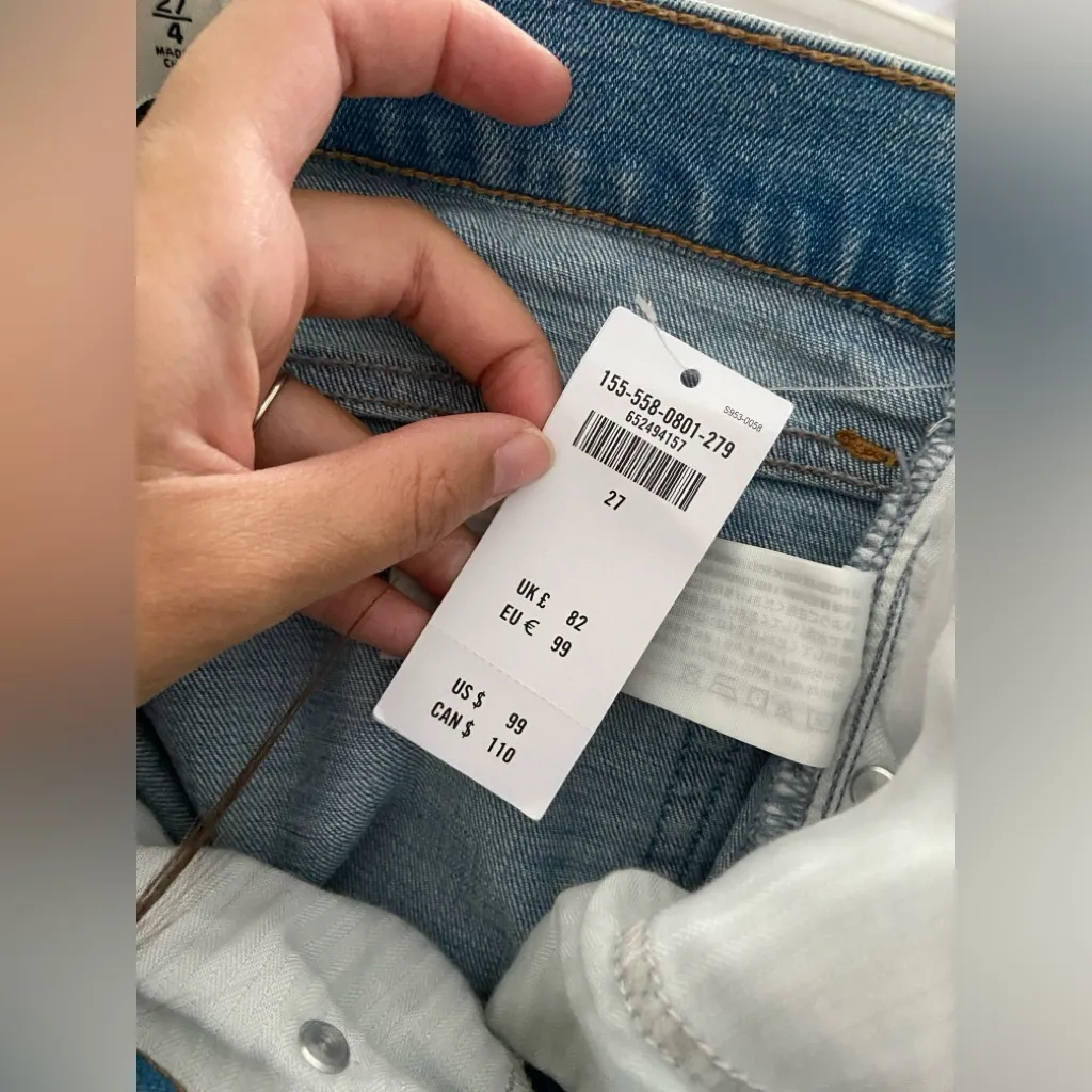 Abercrombie  The Mom High Rise Jeans Size 4 - Image 4