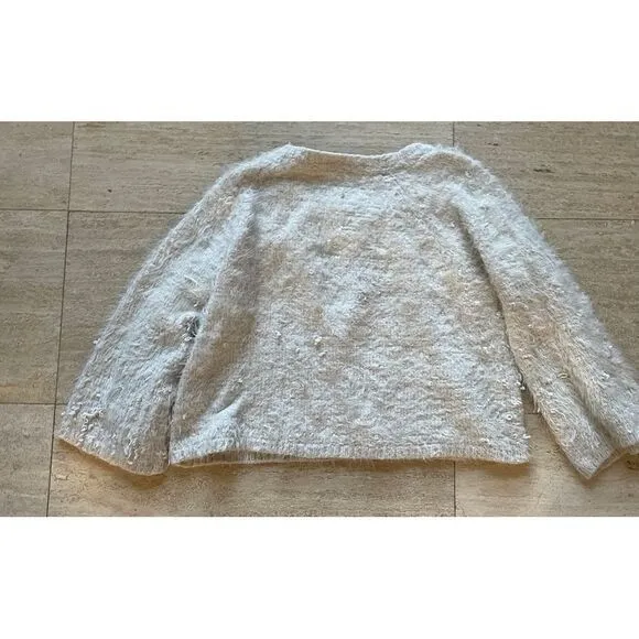 Cozy White Fuzzy Cropped Sweater Long Sleeve Textured Knit‎ Top size M - Image 6