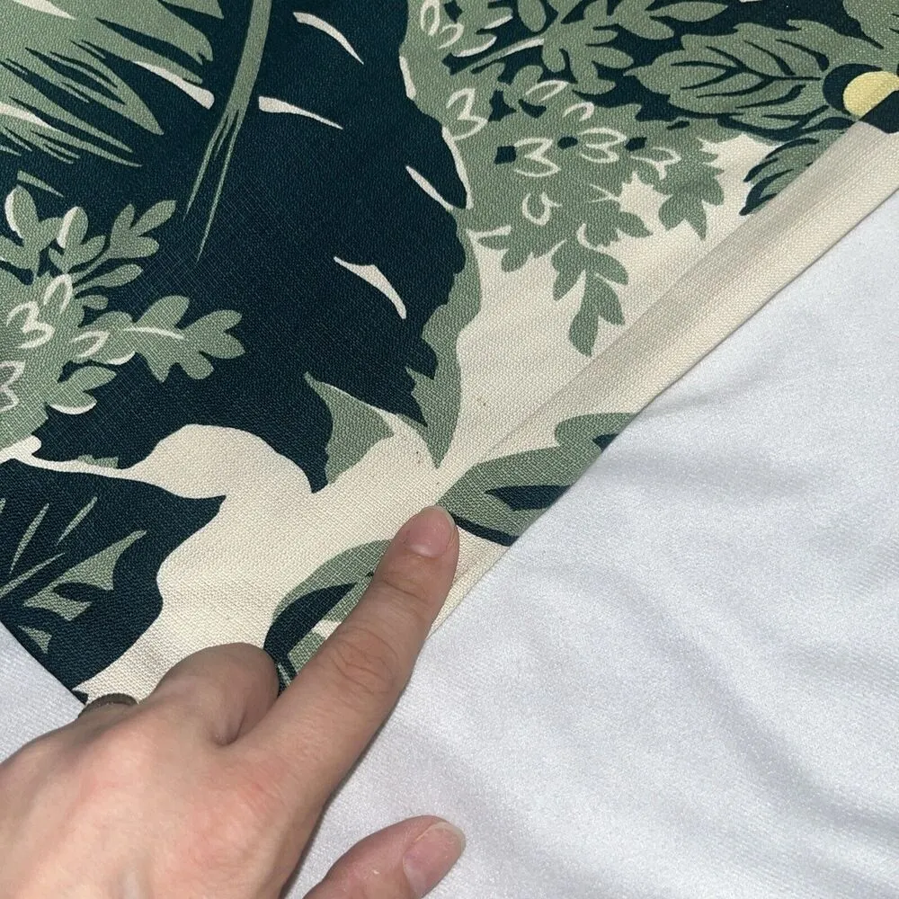 Tommy Bahama Sz 4 100% Silk Tropical Floral Capri Pants - Image 3