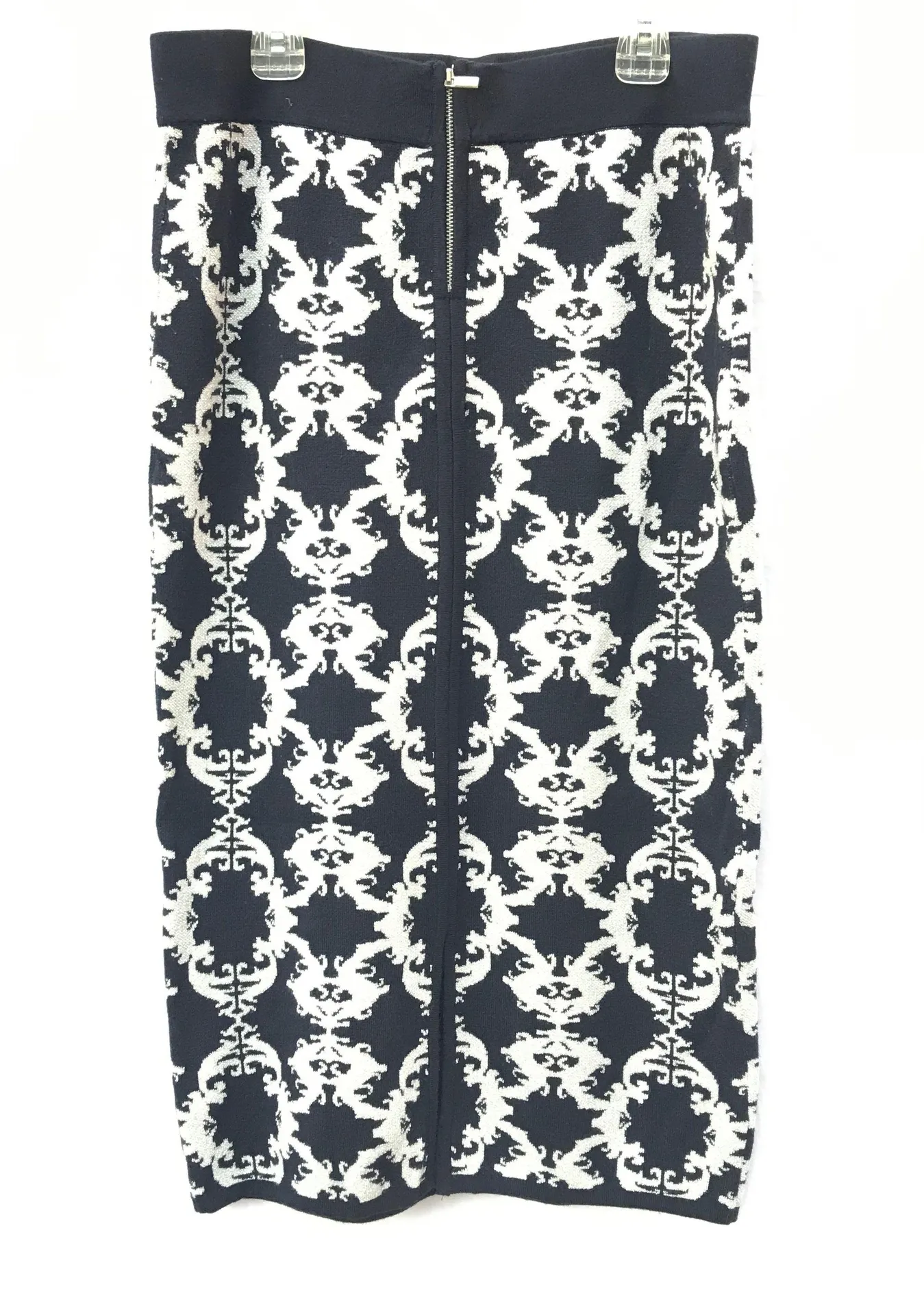 NWOT M 7th Avenue Design Studio New York & Company Winter Pencil Skirt Women’s - Image 2