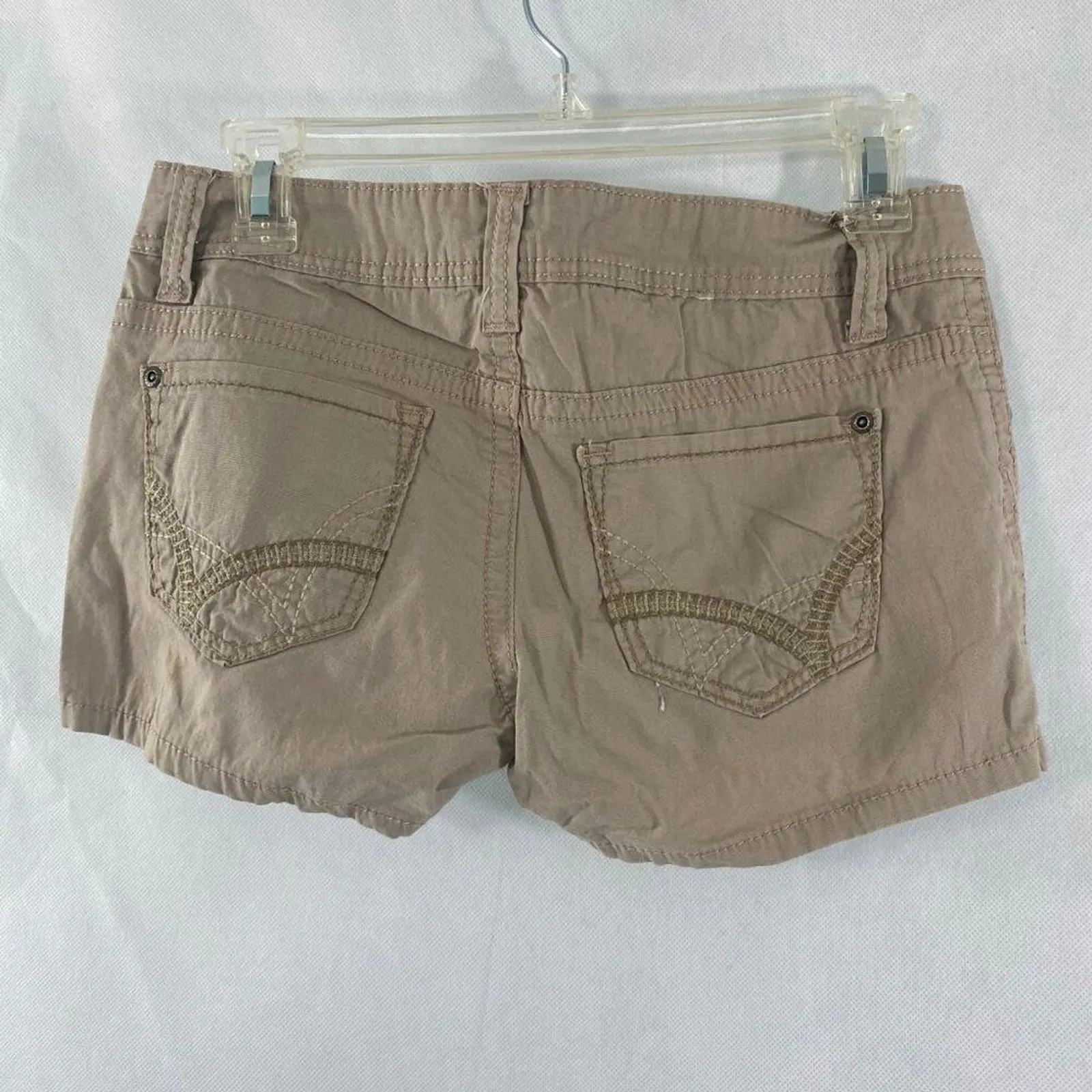Bongo size 3 shorts‎ tan 5 pocket  Y2K - Image 4