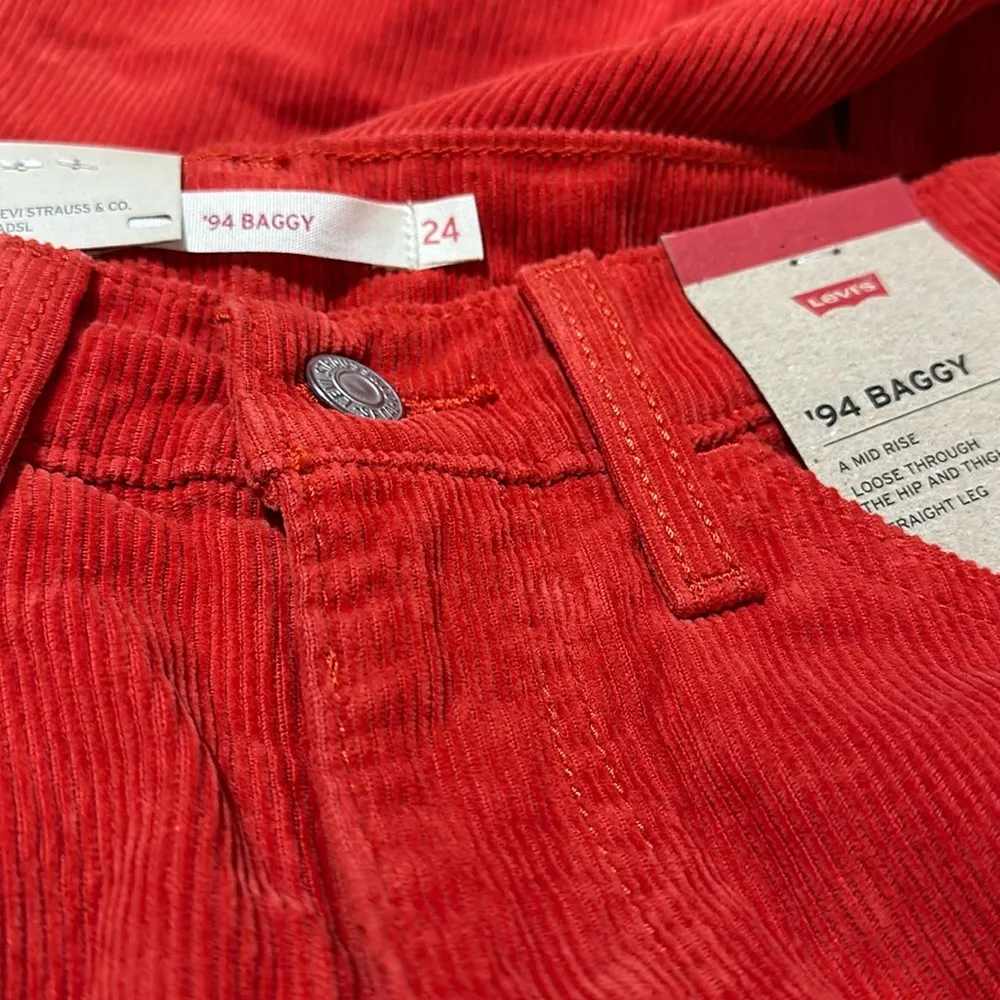 NWT Levi’s  Jeans ‘94 Baggy in Valiant Poppy orange / red Corduroy 24X31 - Image 6