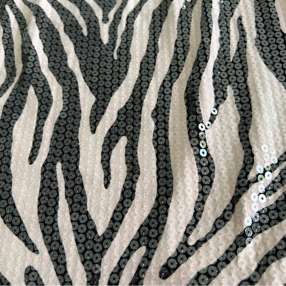 🆕 Zebra Print Sequin Mini Skirt💥 - Image 10