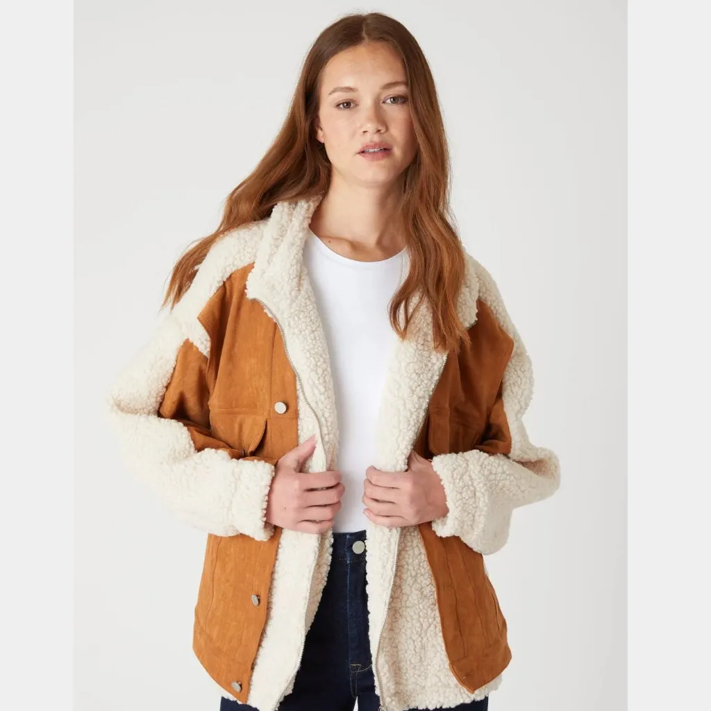 NWT BLANKNYC Faux Suede & Faux Shearling Trucker Jacket Small, CATCH ME OUTSIDE - Image 3