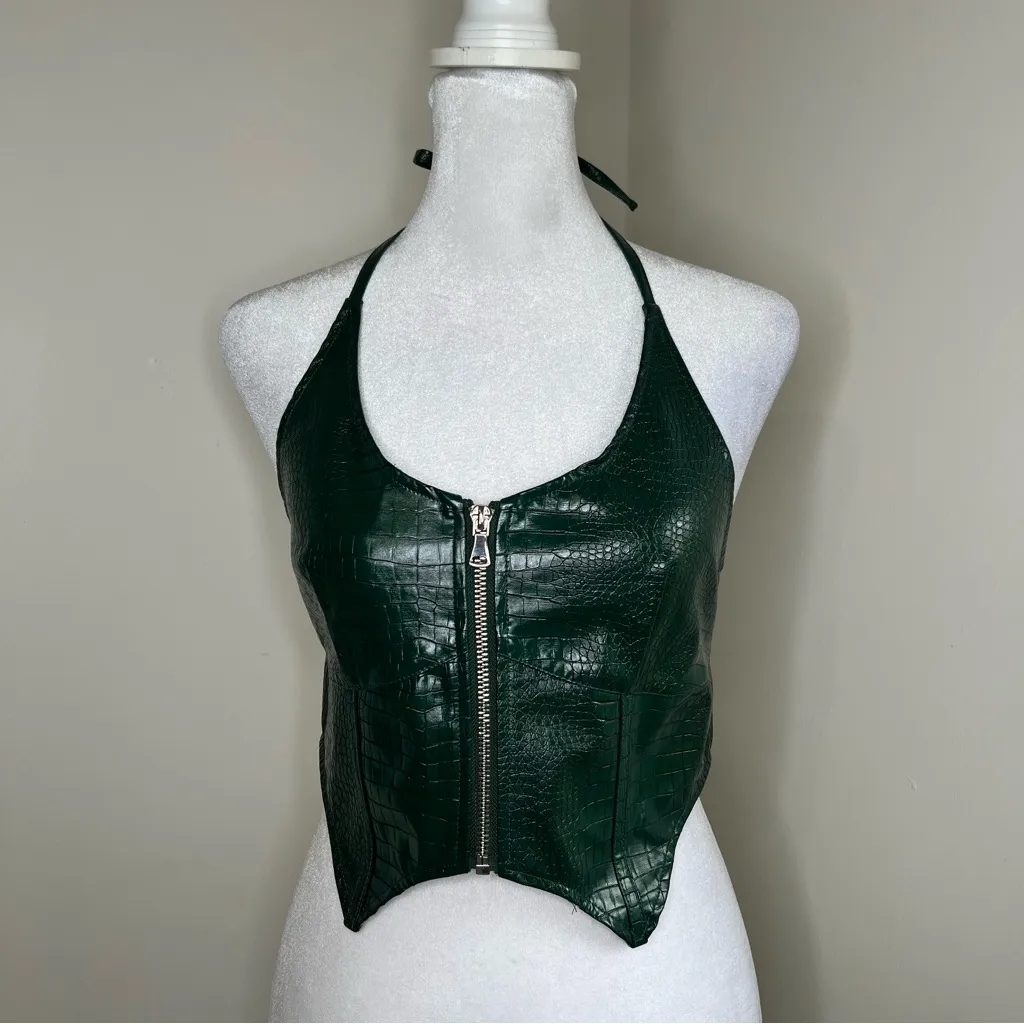 Tiger Mist Dark Green Faux Leather halter top size S NWT - Image 6