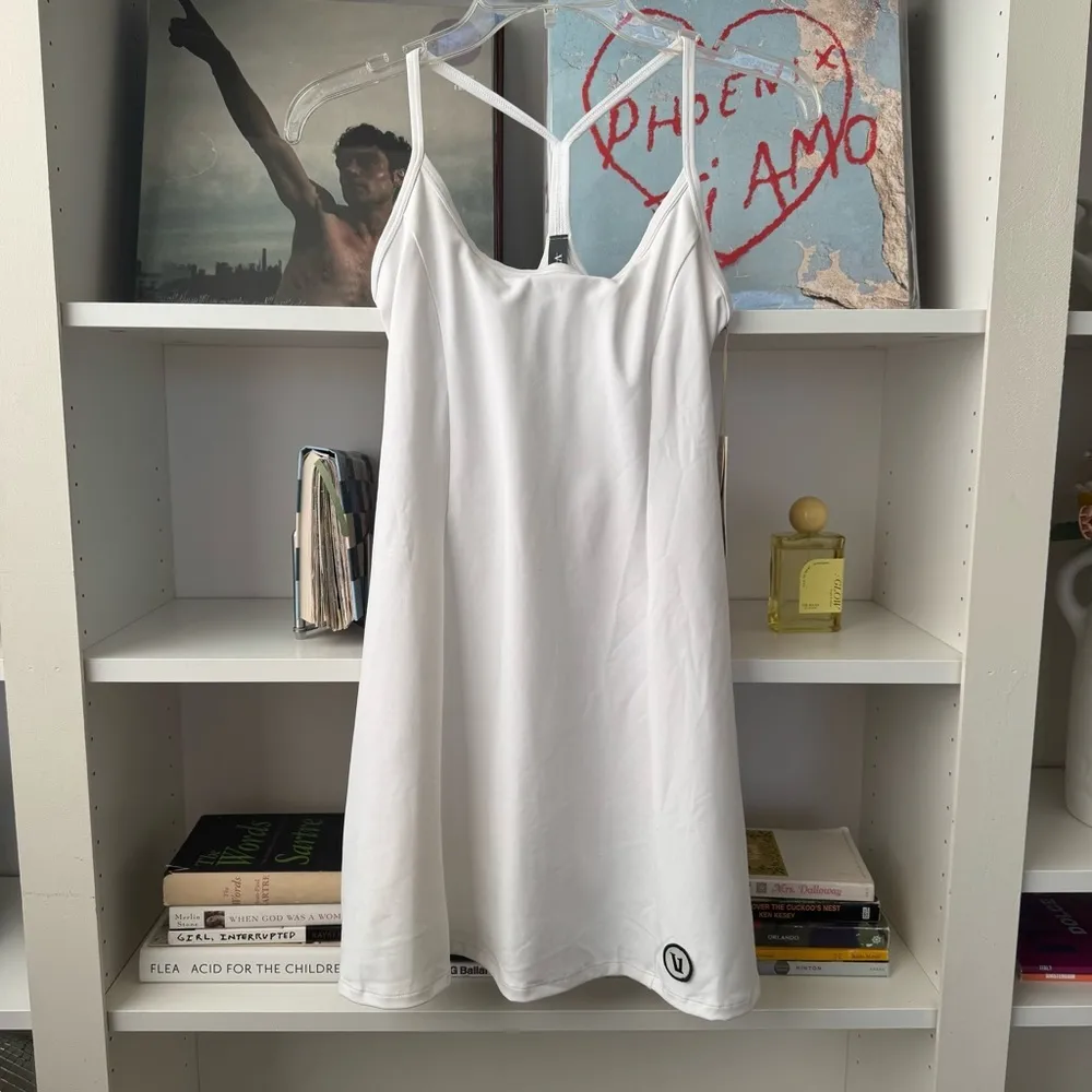 NWT VUORI White One Shot Tennis Dress - Image 5