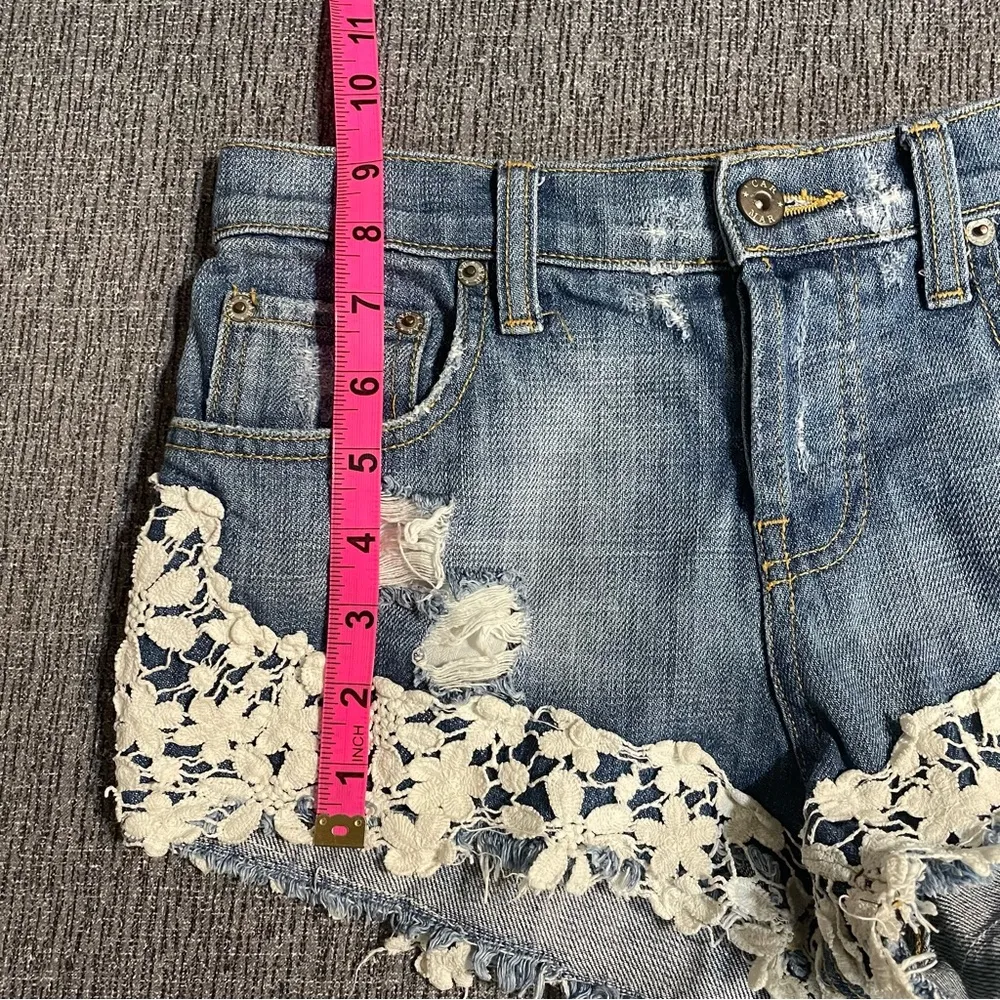 Carmar Denim Shorts With Flower Lace Trim Blue Size 25 - Image 13
