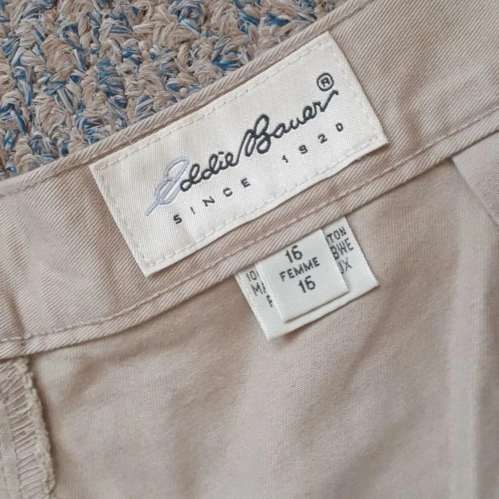 Eddie Bauer Shorts SIZE 16 - Image 2