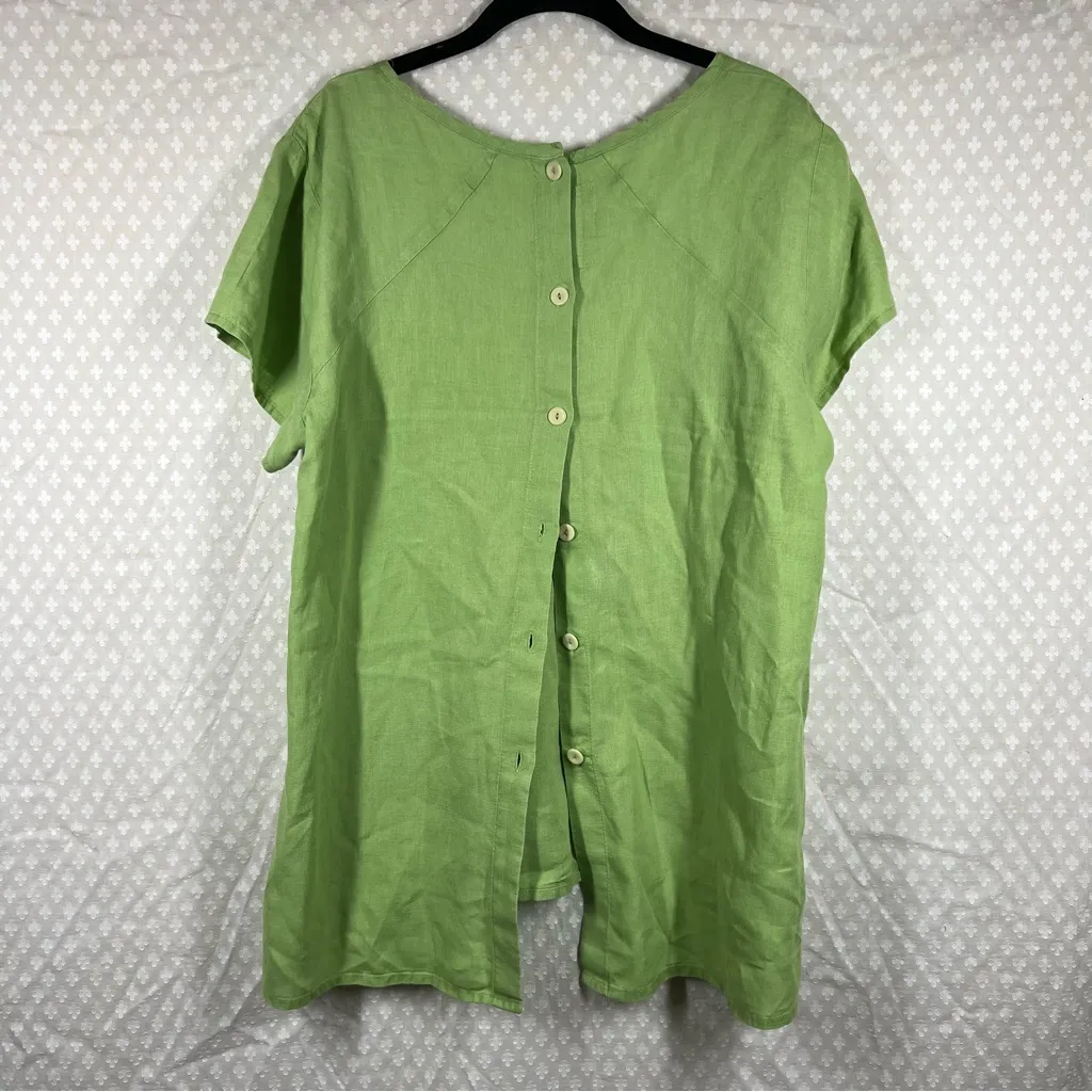 Flax Green‎ Linen Button Back Short Sleeve Top - Image 4