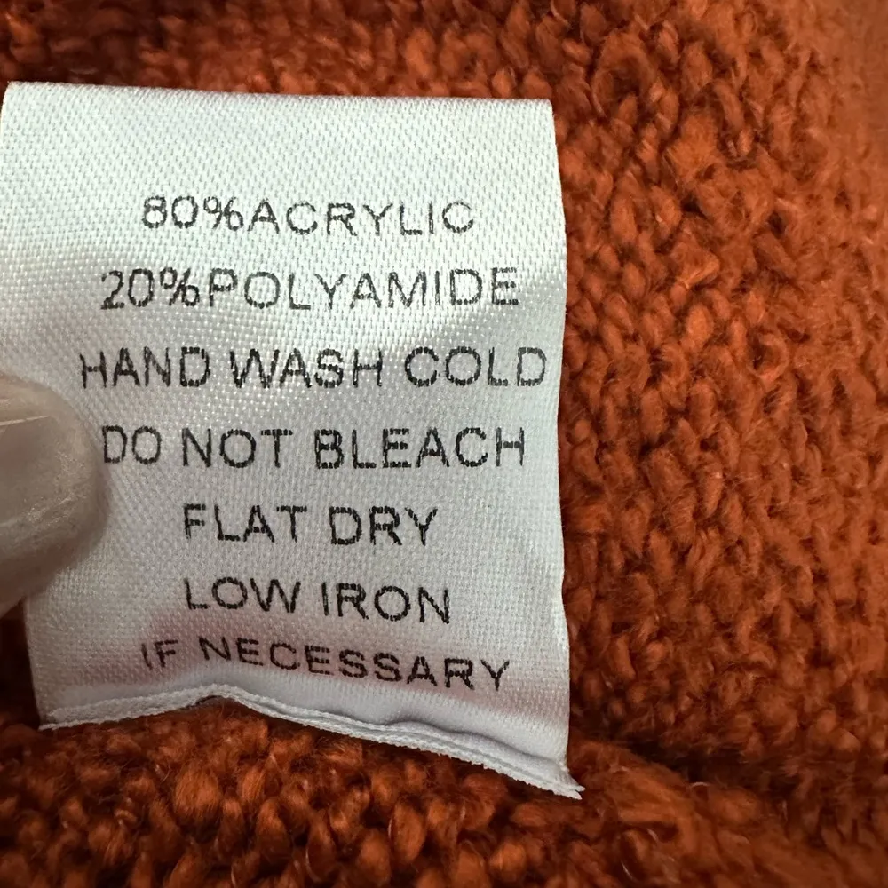 Ciao Bella NWT size large Rust color cowl neck sweater Orange - Image 3