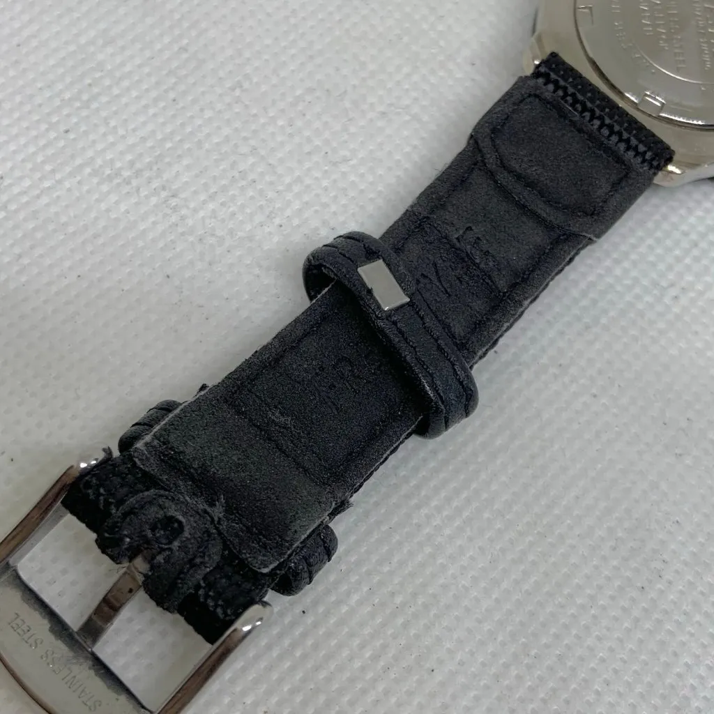 Freestyle Flower Watch Rotating Bezel two tone 32mm round up to 7” running - Image 8