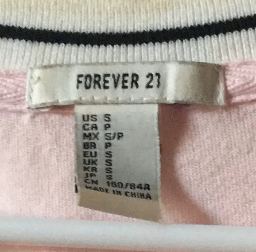 Forever 21 Aesthetic Shirt - Image 2