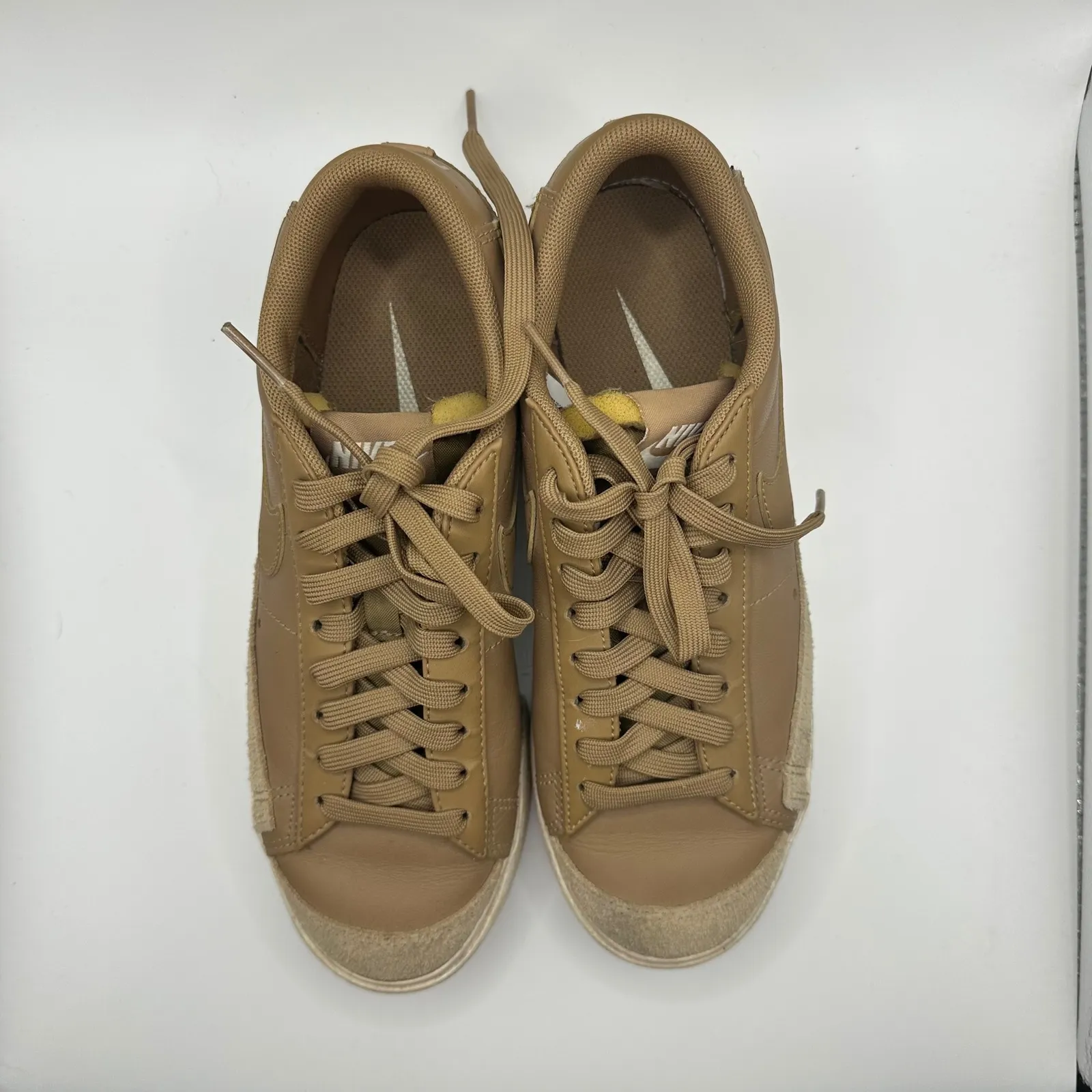 Nike Blazer Low Platform Casual Shoes Tan Suede Leather Women US 7 EUR 38 - Image 2
