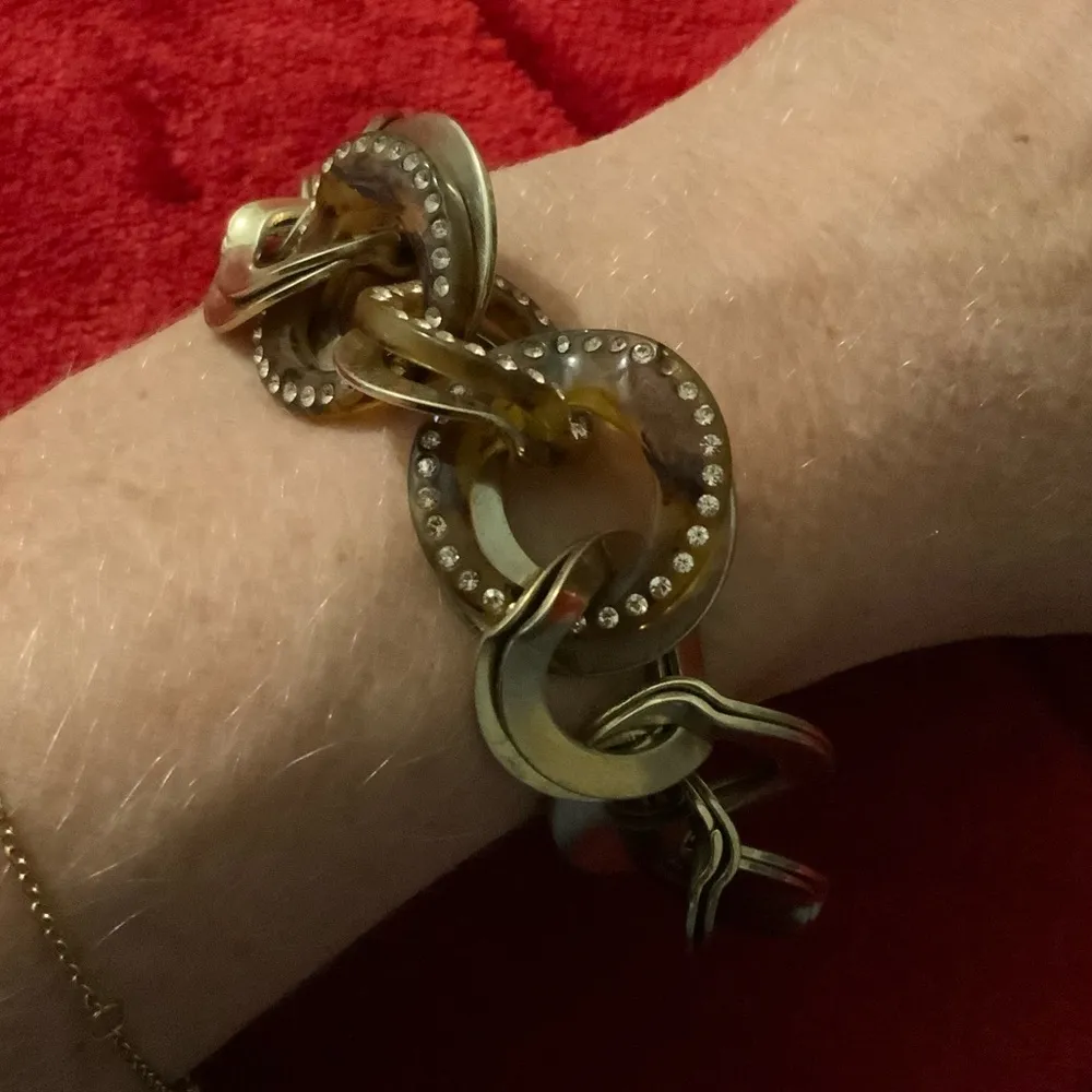 A Cool Stylish Laundry By Shelli Segal Bracelet - Image 3