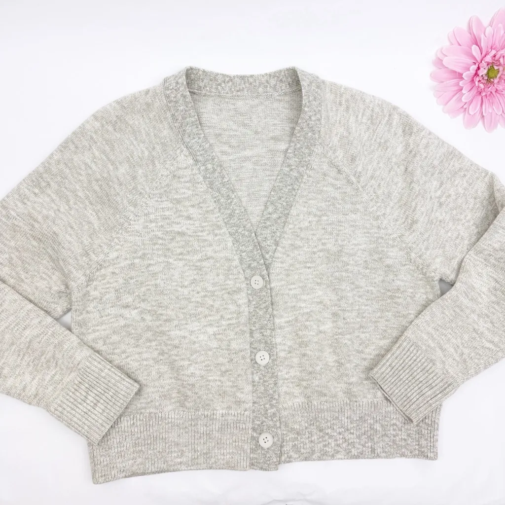 Lululemon Boxy Cotton-Blend V Neck Cardigan  
Bone / White / Raw Linen / Vapor - Image 6