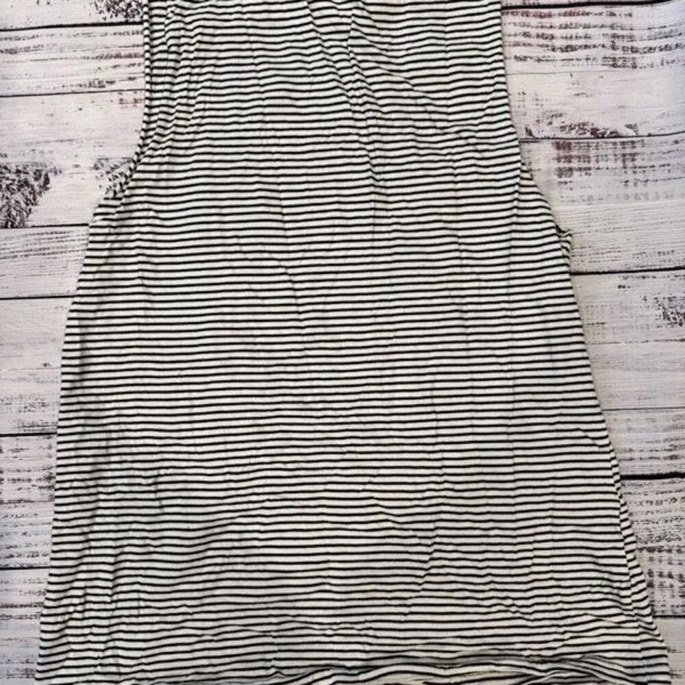 Lorna Jane Never Give Up Montana Graphic Active Tank size medium - Image 4