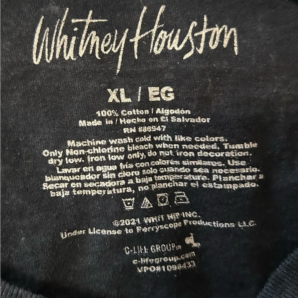 Whitney Houston T shirt size XL Red - Image 4