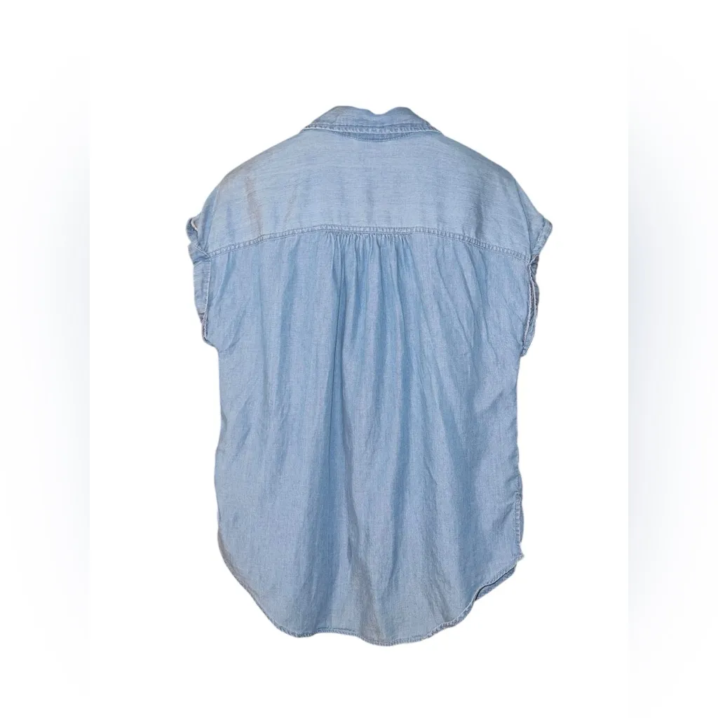 a.n.a  Light Blue Button-Down Shirt Women’s Medium - Image 2