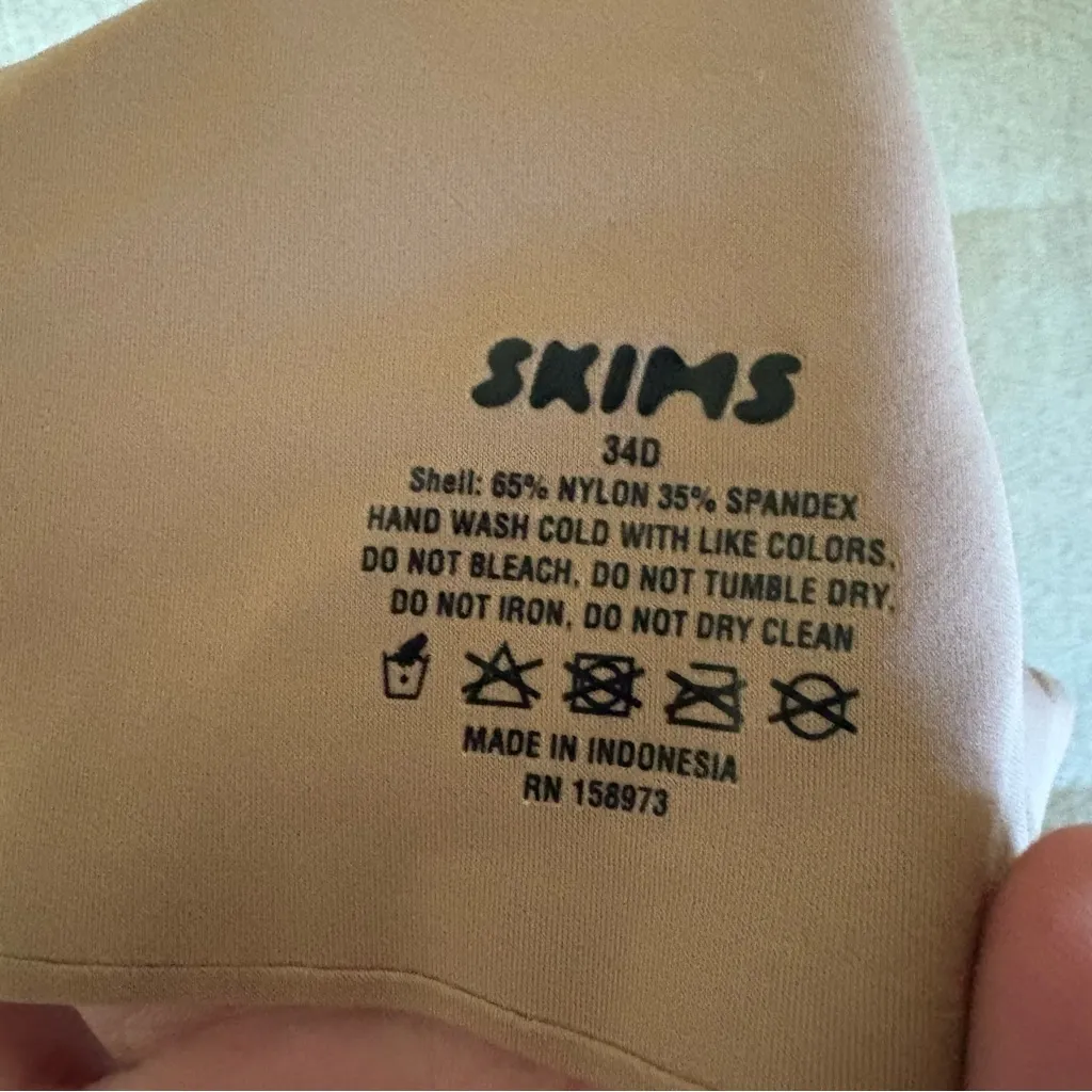 SKIMS Naked Underwire Demi‎ Bra 34D - Image 4