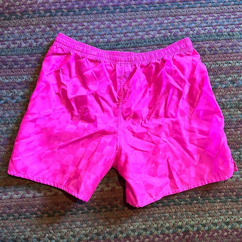 DICKS SPORTING GOODS PINK CHECKERED PULL ON SOCCER SHORTS - Image 3