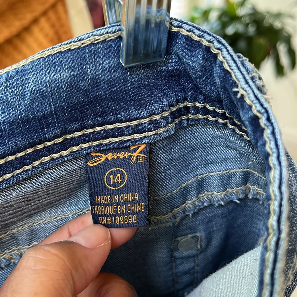 Seven7 denim shorts size 14 - Image 7