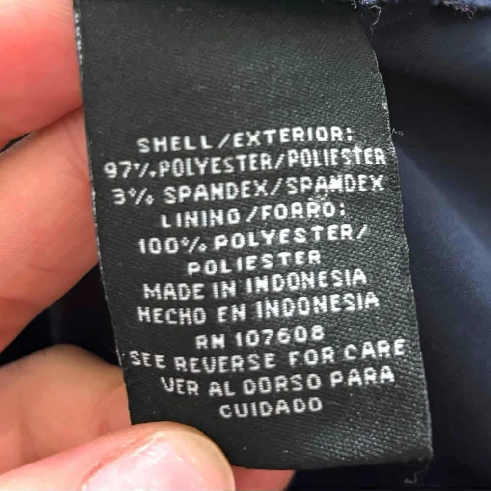 Leslie Fay Navy Cold Shoulder Shift Dress - Size 8 - Image 6