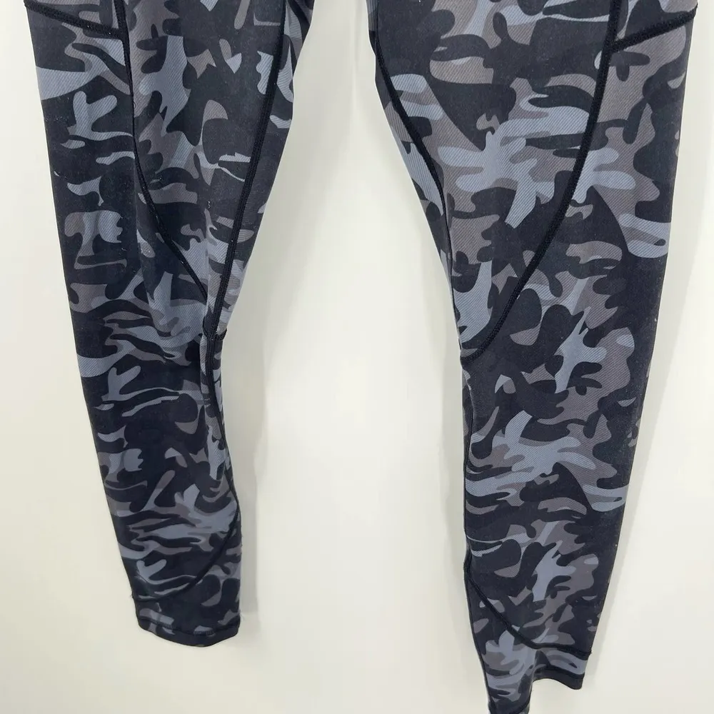 Zyia Black Camo Light n Tight Crop Leggings Pockets High Rise Yoga Run sz small - Image 10