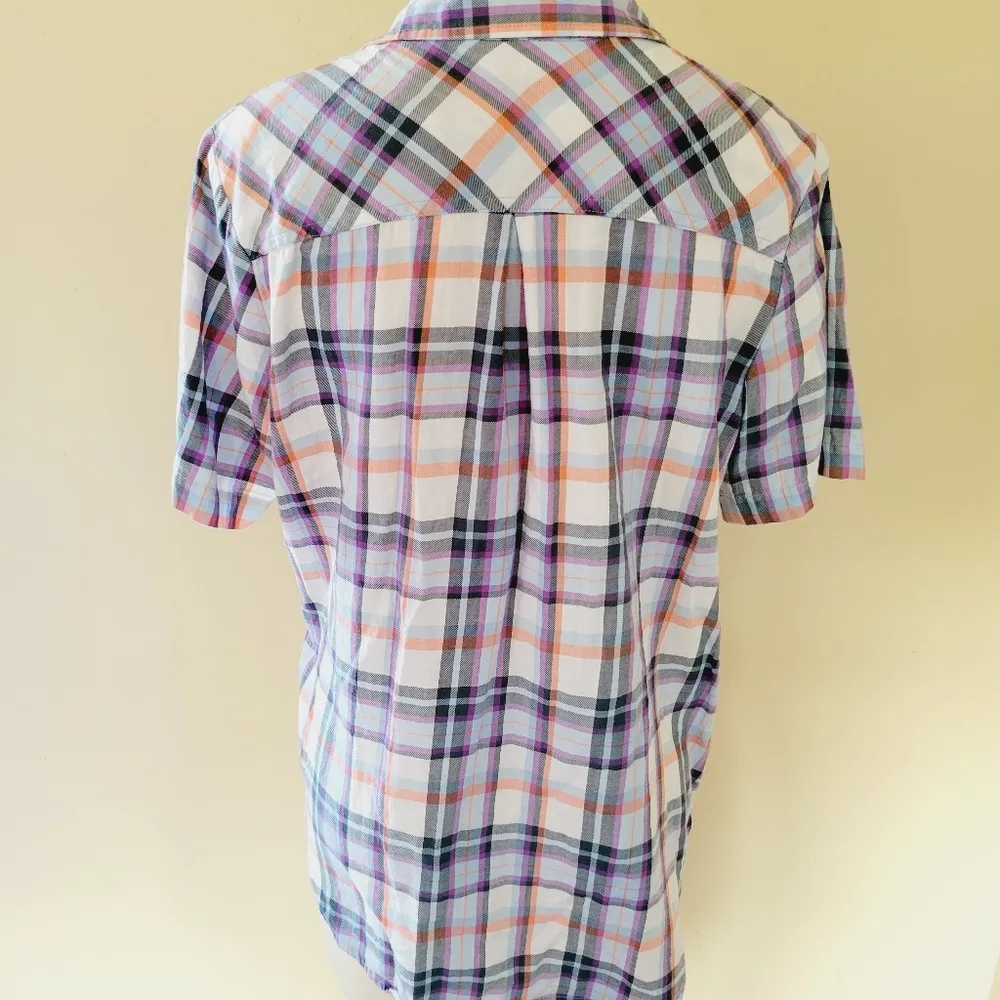 Dickies plaid woven button down size medium - Image 7