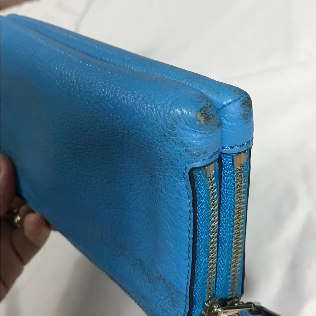 Coach Blue Pebbled Leather Double Corner Zip Wallet - Image 7