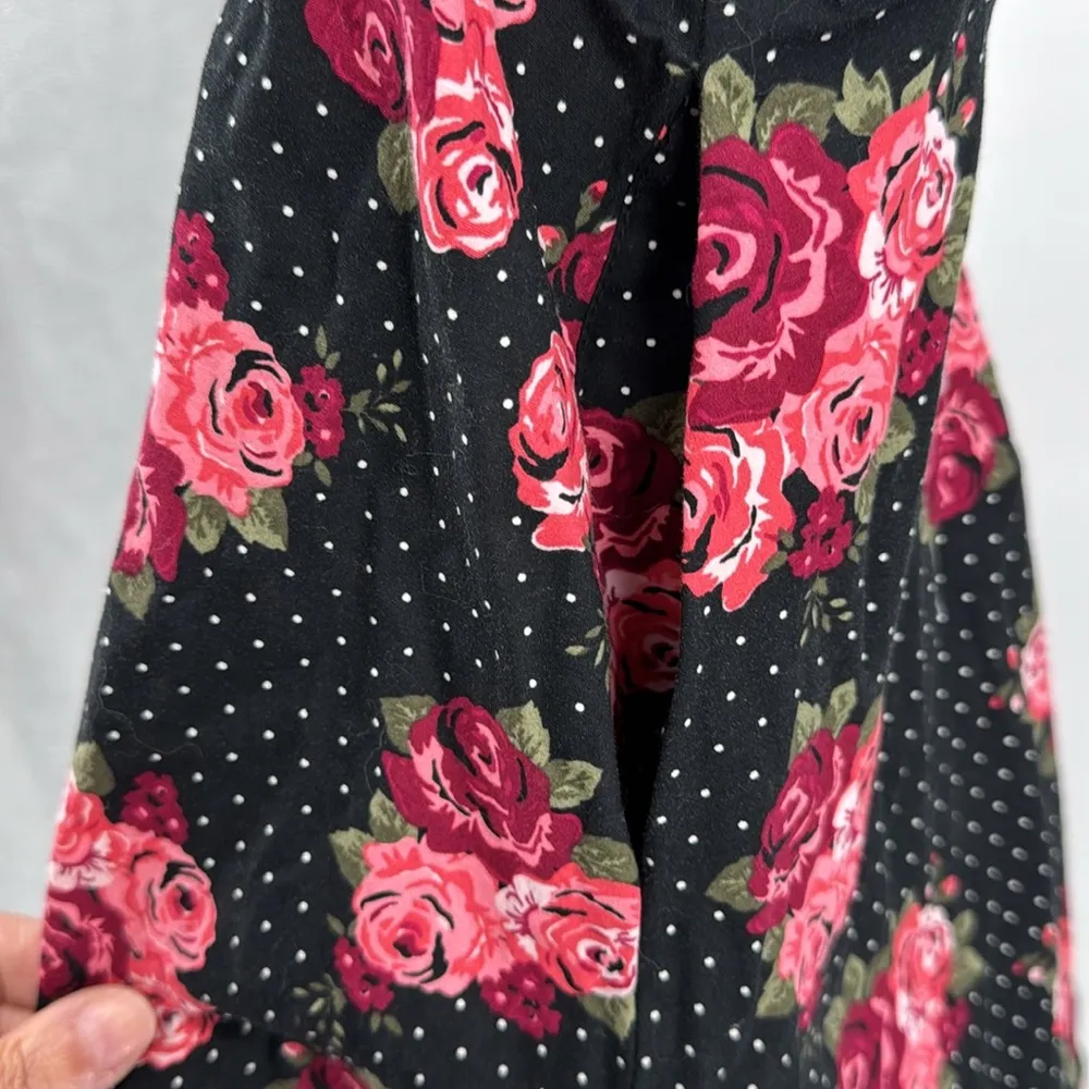 Torrid 26 plus size dark Floral Polka Dot Dress roses fit and flare sleeveless - Image 6