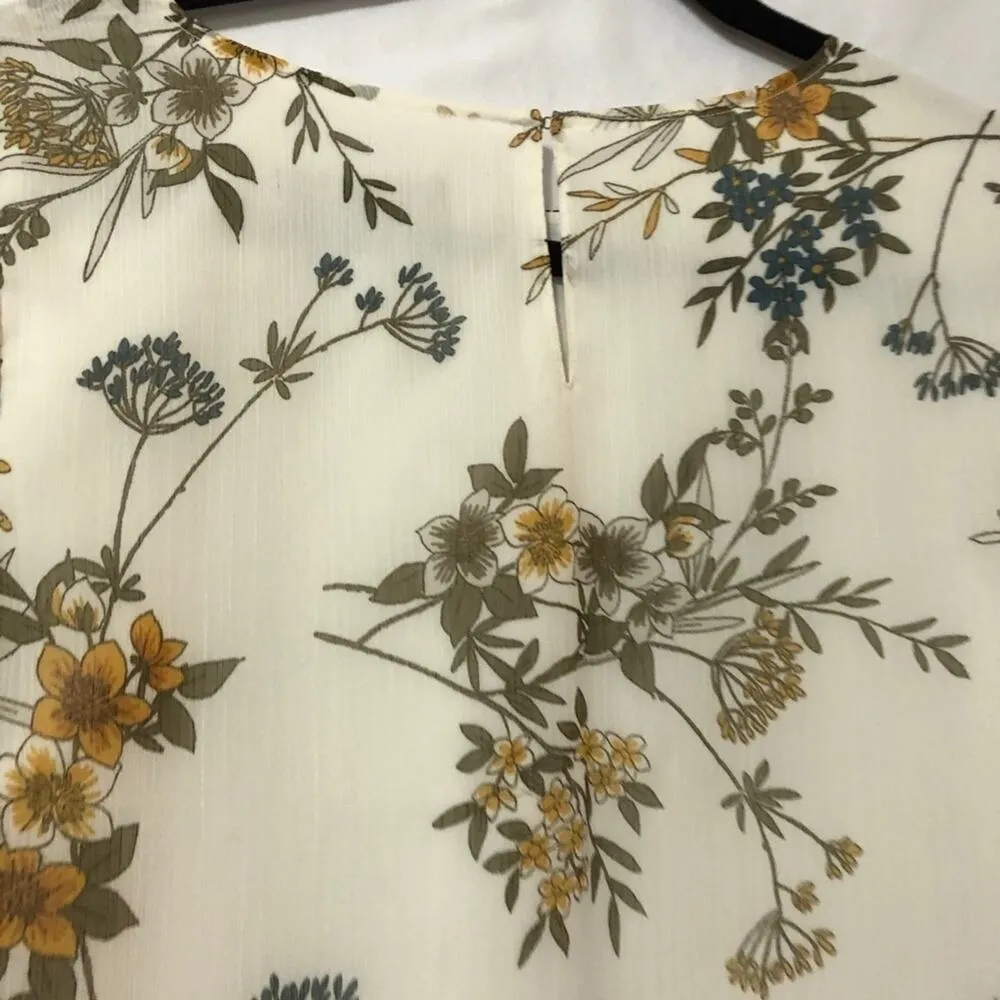 Banana Republic Cream Floral Bell Sleeve Blouse Women XS Tiered Romantic Cottage - Image 5