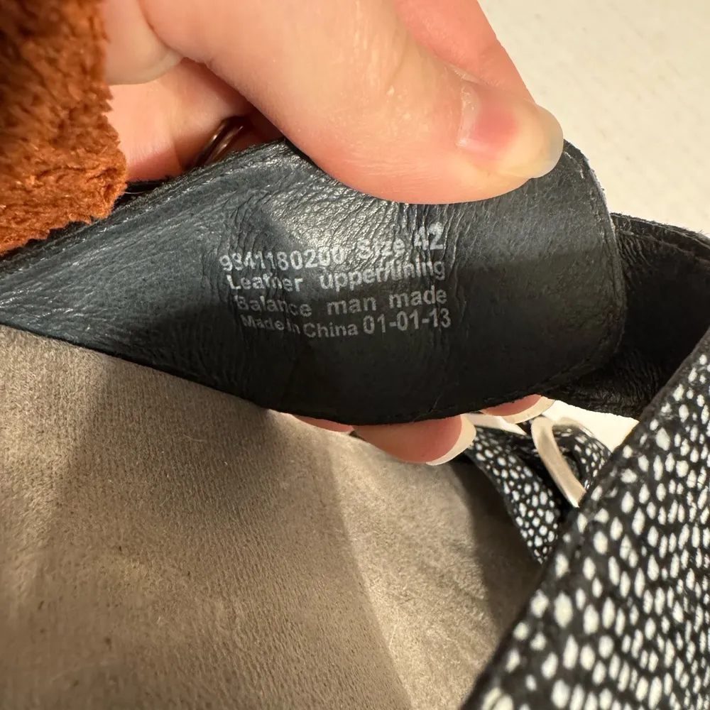 Dansko Sophie Black Metallic Leather Strappy Sandal Womens 42 Classic Heeled - Image 6