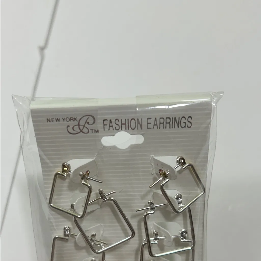 Chic Silver Square Hoop Earrings Set - Image 7
