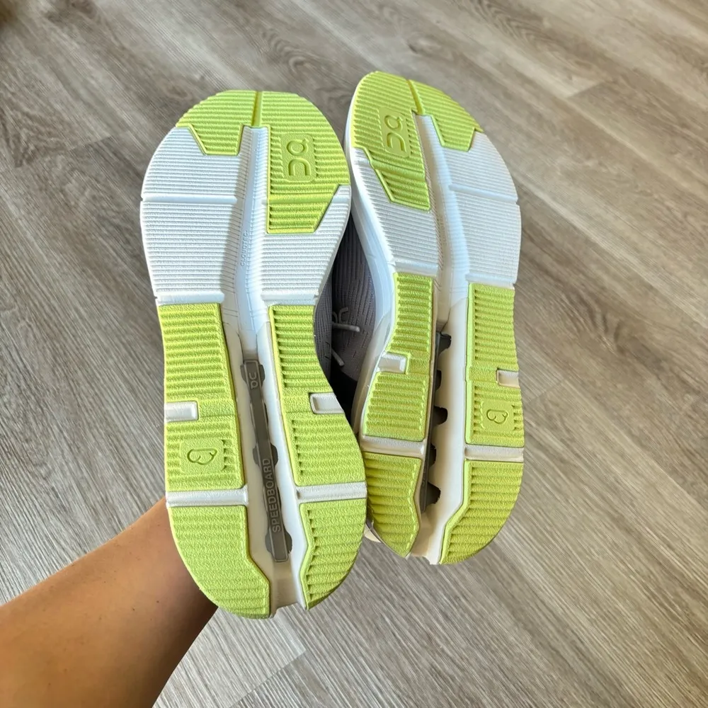 Women’s On Running Cloudnova Flux Sneakers Size 9.5 - Image 7