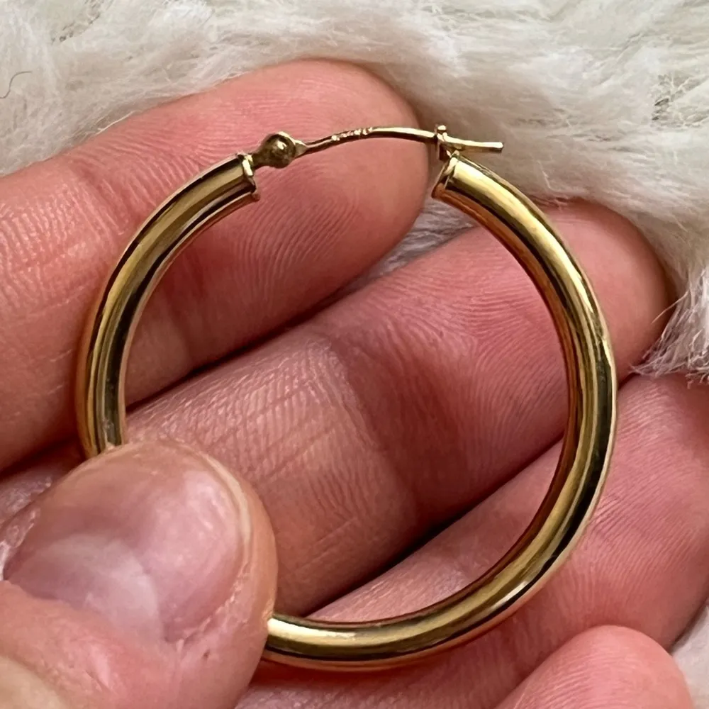 14k genuine gold hoop earrings - Image 5