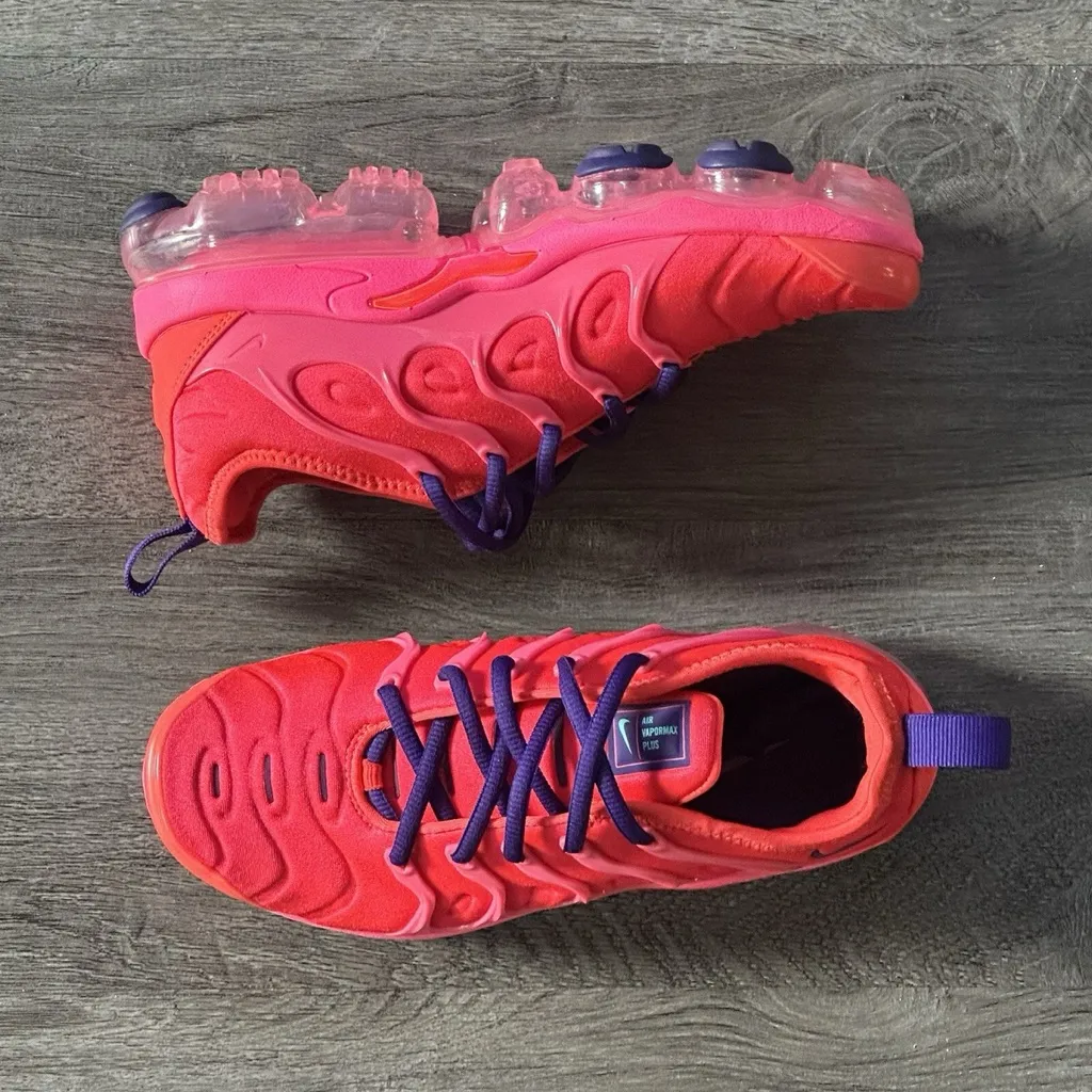 Nike  Women's VaporMax - Image 10