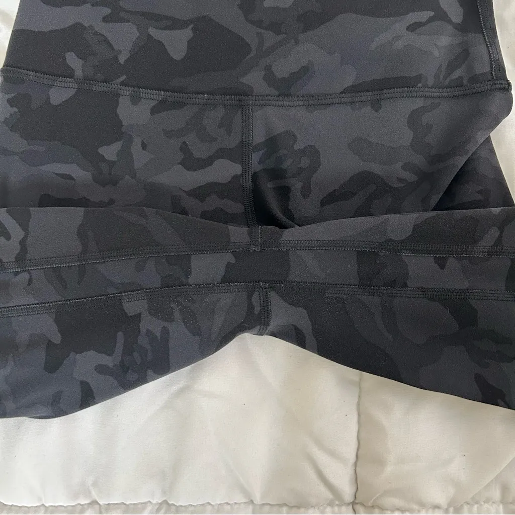 Lululemon Align Crop *21" Incognito Camo Multi Grey 4 - Image 8