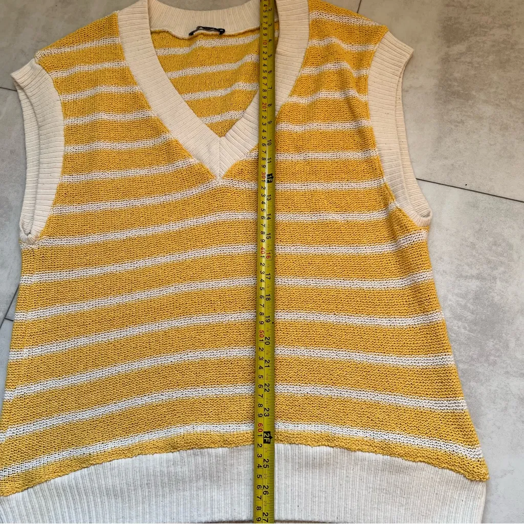 Zara Yellow and White Striped oversize casual knit Vest side M - Image 5