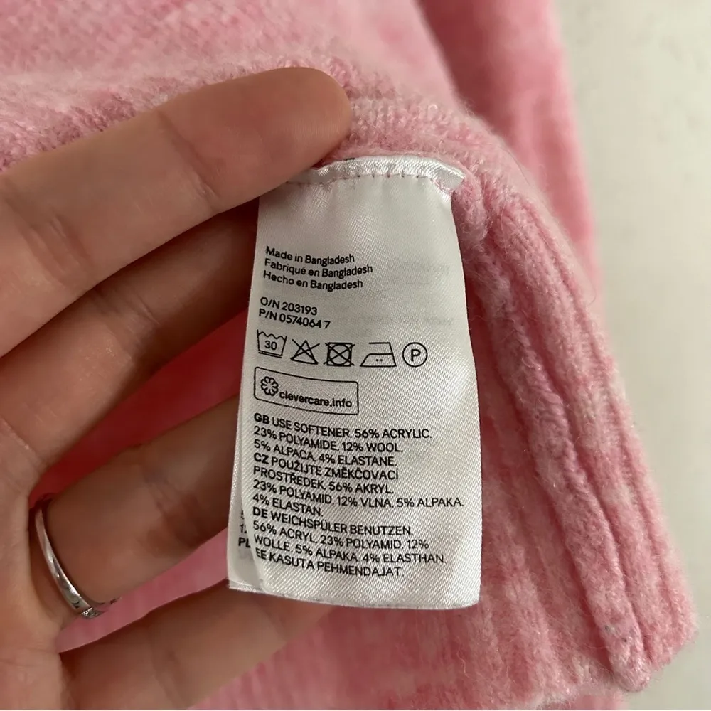 Divided H&M Pink Pastel Crew Neck Sweater Small Barbiecore Barbie Valentine’s - Image 3