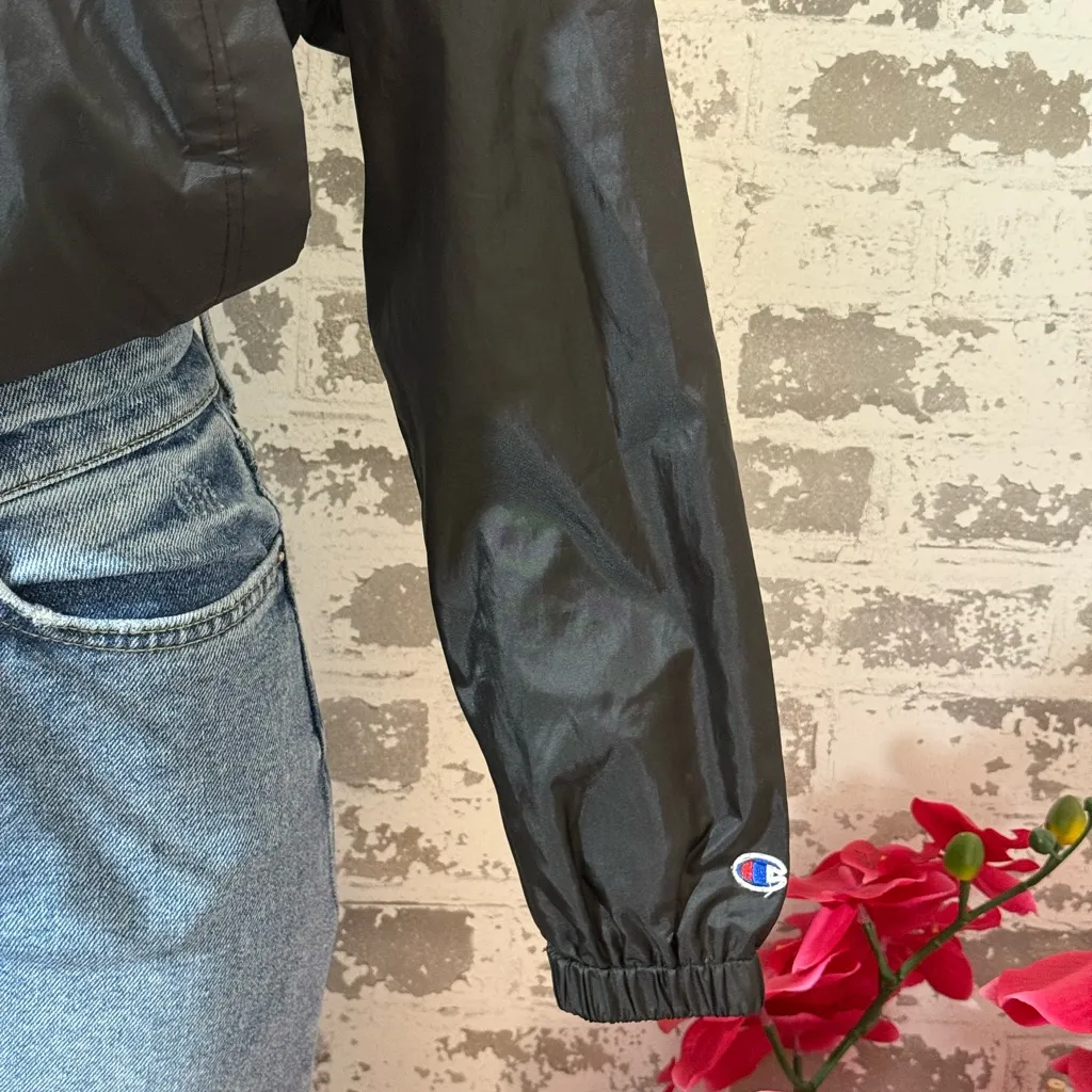 Champion Black Utility Jacket - Image 5