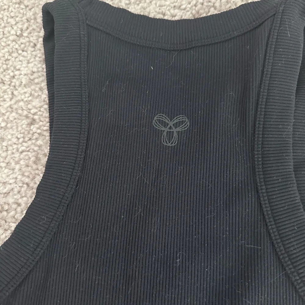 Aritzia golden bodycon ribbed midi halter neck dress - Image 5