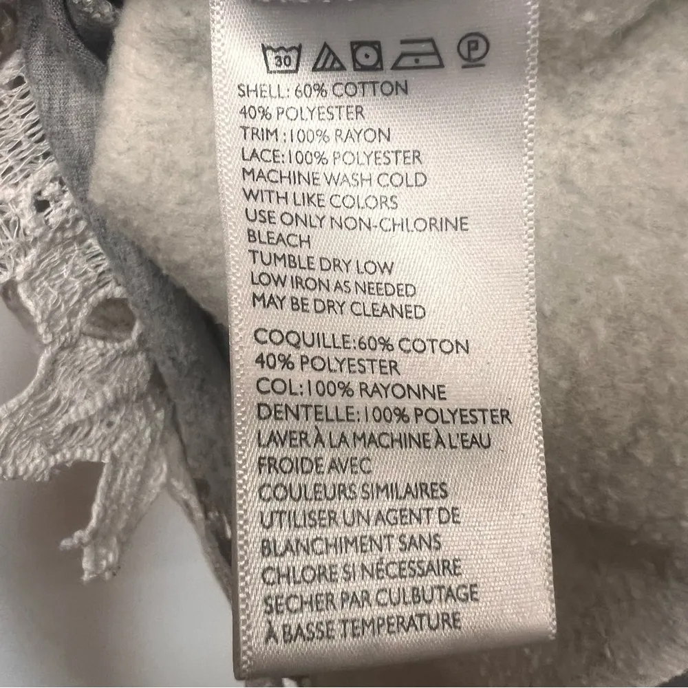 Kimchi Blue for Urban Outfitters Gray Lace Detail Crop Tank Top Size Small - Image 6