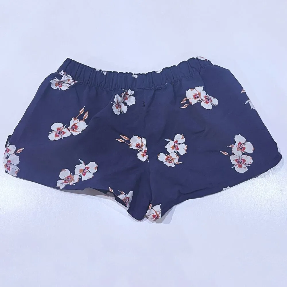 Patagonia XS Barely Baggies Shorts Swim Blue Floral Pockets DWR Beach Surf Sport - Image 3
